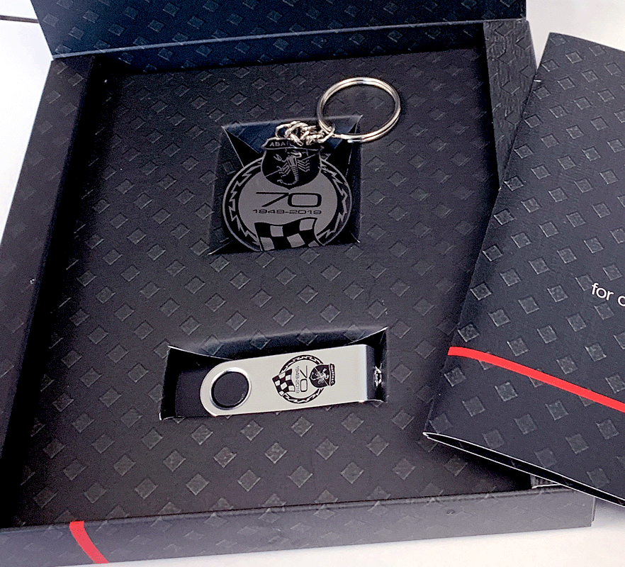 Abarth Insert USB and Keyring